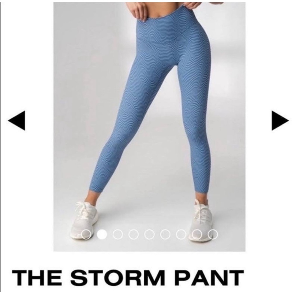 The Storm Pant Blue Leggings